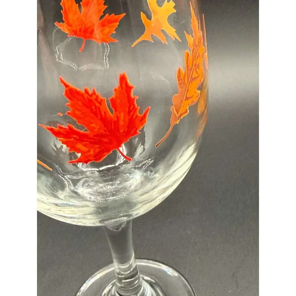 🍁 Vintage Autumn Leaves Wine Glass 7.25” Tall – Fall Maple Leaf Stemware Libbey